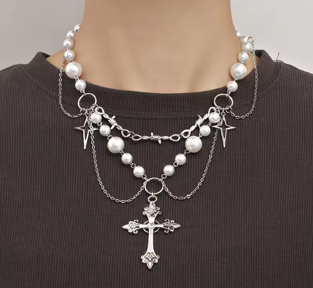 Multi-rangs | Layered Gothic Pearl Cross Necklace ✨