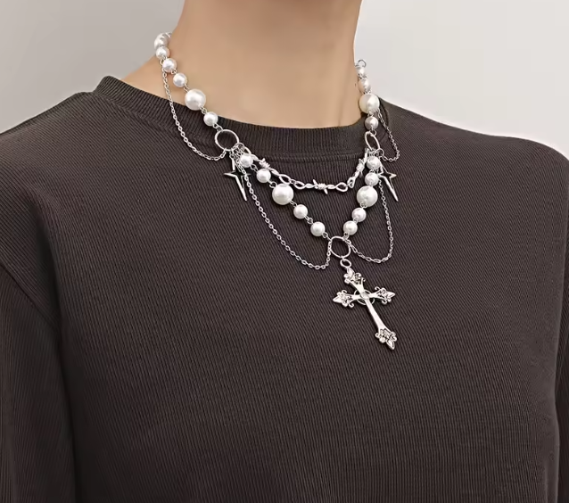 Multi-rangs | Layered Gothic Pearl Cross Necklace ✨