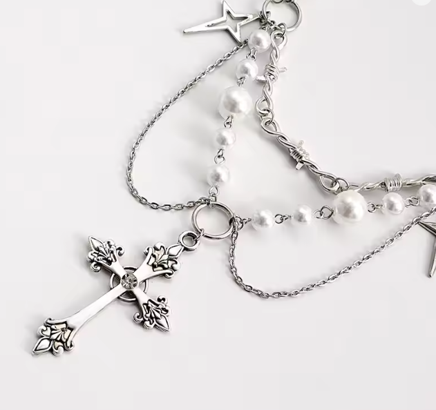 Multi-rangs | Layered Gothic Pearl Cross Necklace ✨