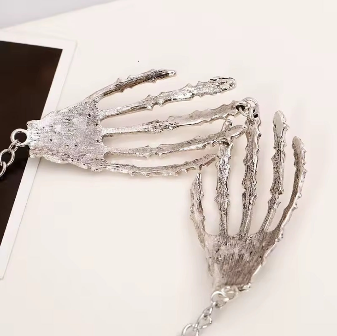Hug of skeleton's Hands Necklace