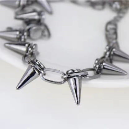 Spiked choker necklace (3 colors)